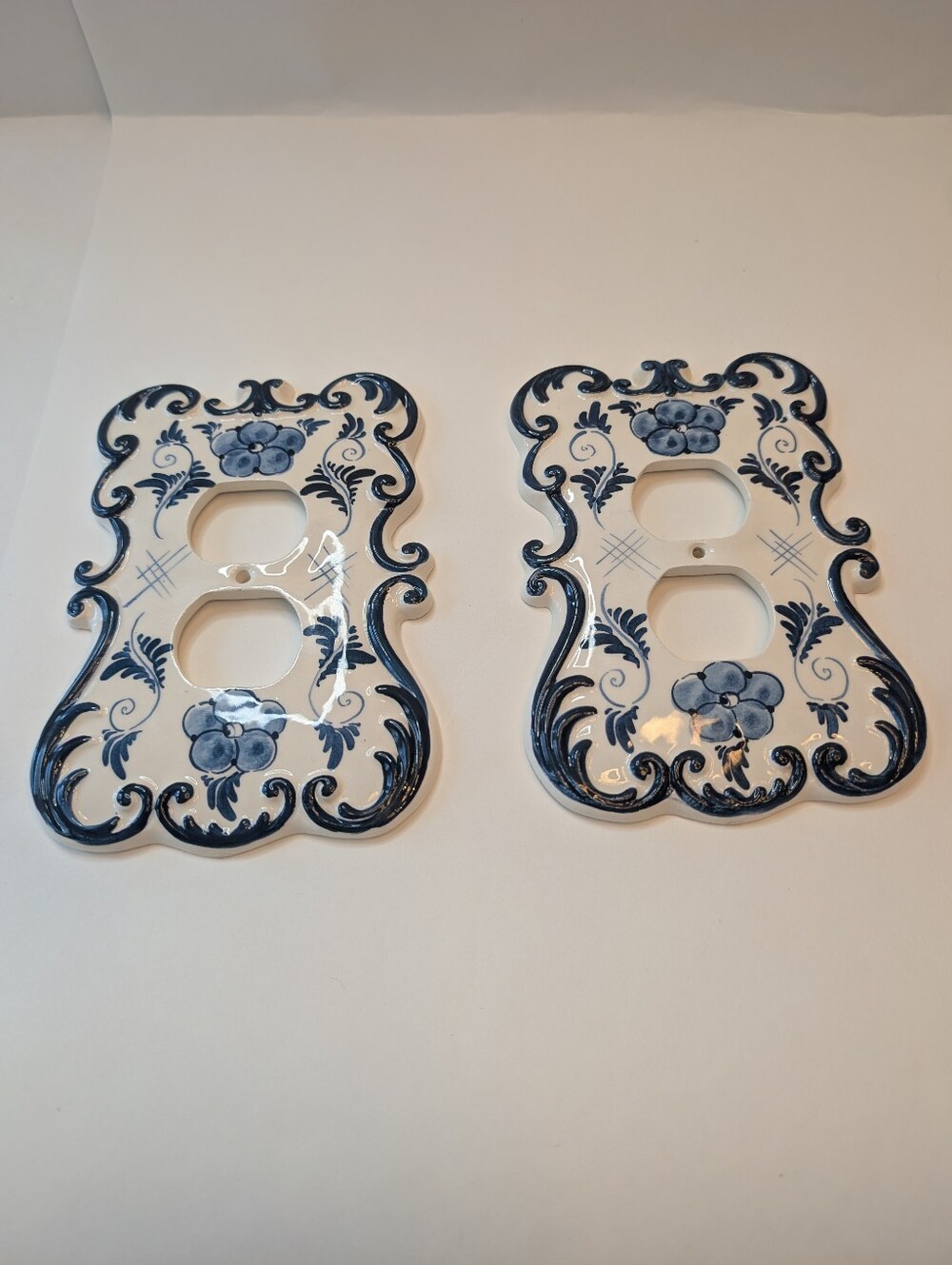 Cottagecore Vintage Delft Hand-Painted Blue Ceramic Outlet Cover Plates
